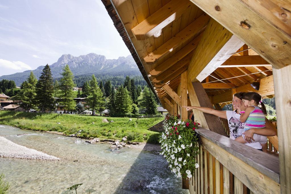Hotel Al Lago Soraga Exteriér fotografie